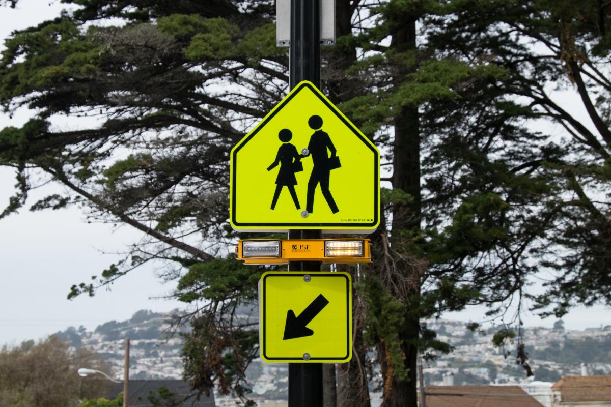 Ped flash beacon
