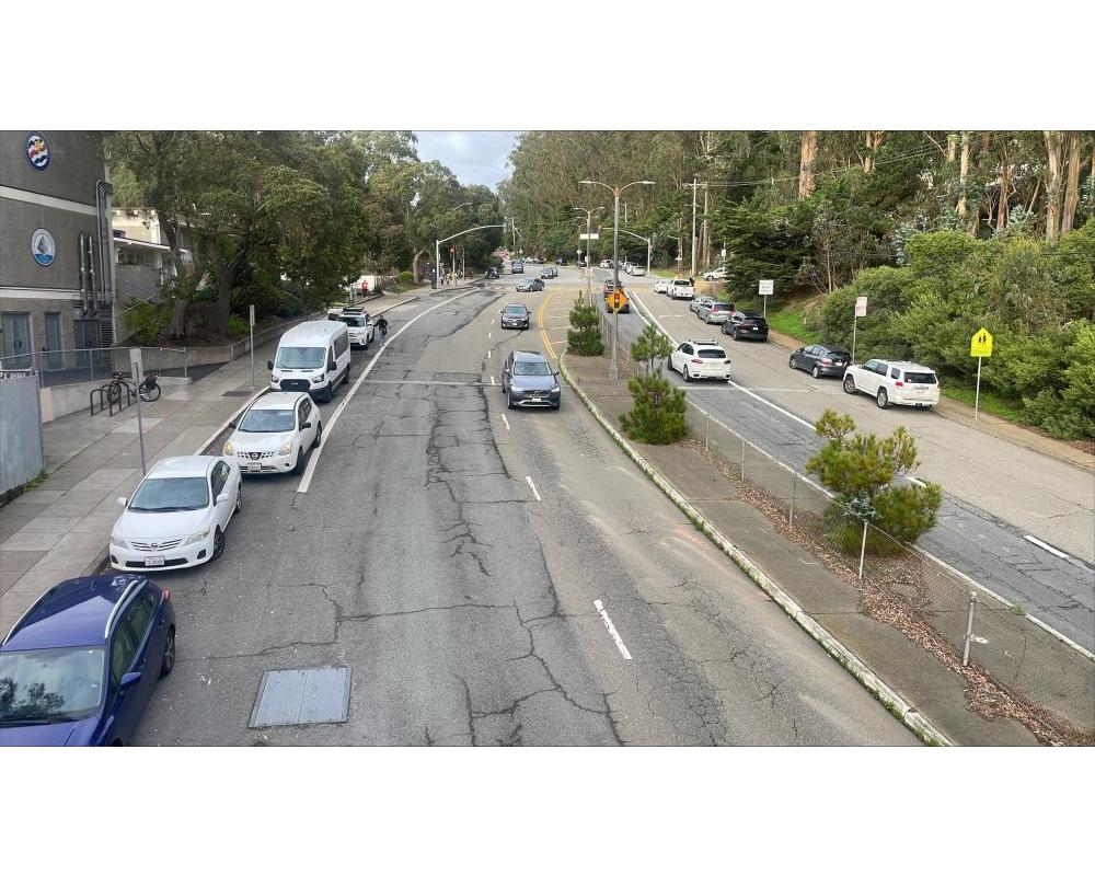 clarendon ave view from pedestrian bridge above clarendon elementary school on the right side 